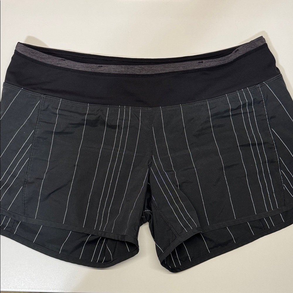EUC Lululemon Speed Shorts Black With Reflective Stripes Size 8